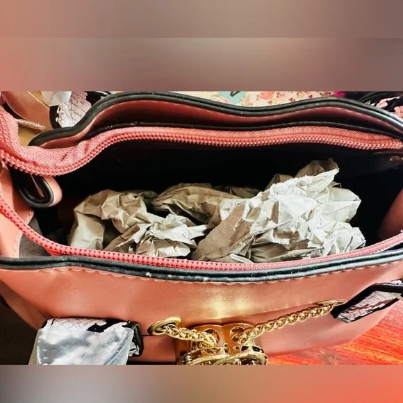 Stylish Gold Chain Accent Handbag and Crossbody. - Picture 2 of 5